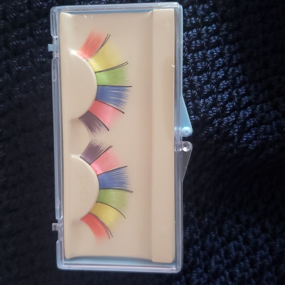 COSTUME LASHES - Picture 4 of 4